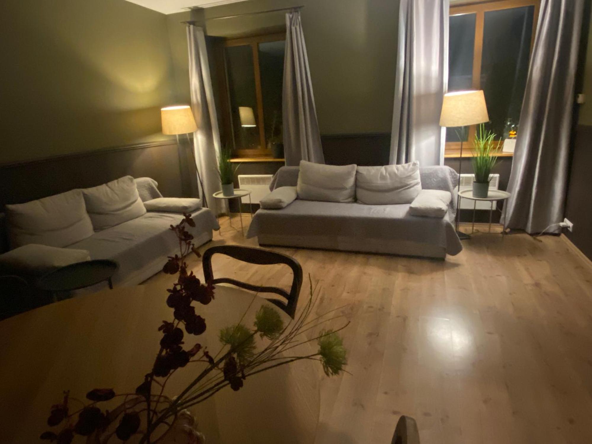 4 Pokoje - 86 M2 - 300 M Od Rynku Wrocław Extérieur photo